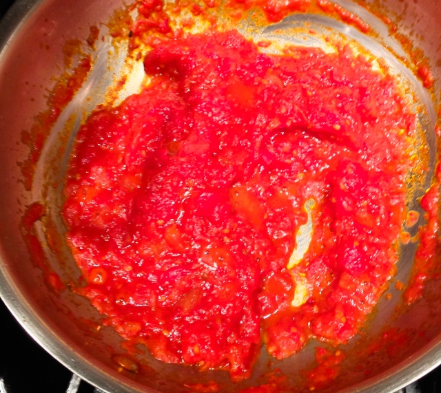 tomato and red pepper sauce-17